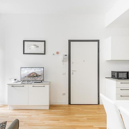 Easylife - Stile E Comfort A Due Passi Da Centrale Milano Exteriör bild