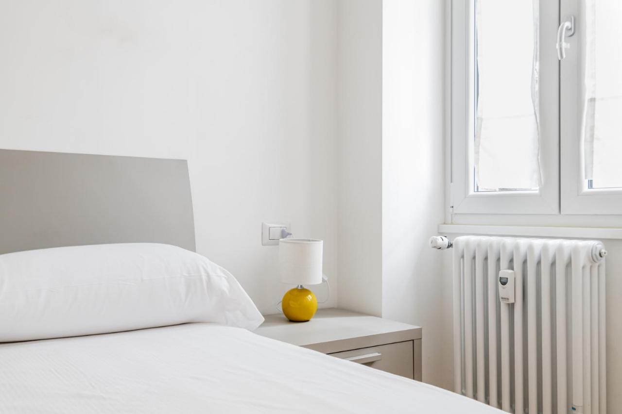 Easylife - Stile E Comfort A Due Passi Da Centrale Milano Exteriör bild